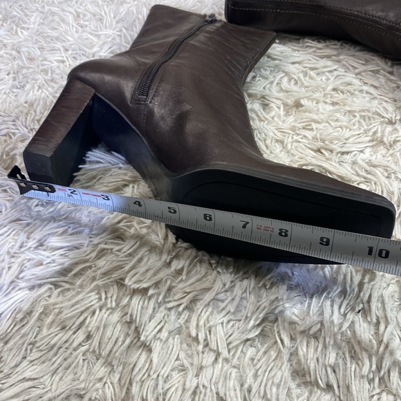 🤎🌻-Bandolino ankle leather boots-🤎🌻 - Picture 7 of 9